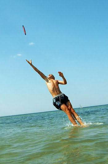 Water frisbee