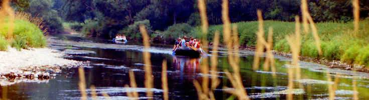 Club excursions: on the way in a dinghy (inflatable boat)