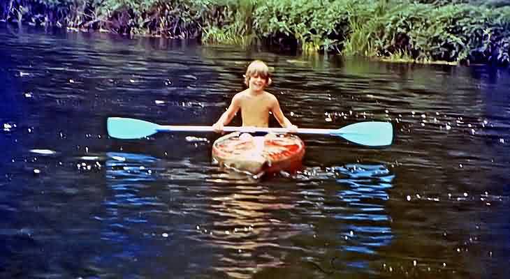 canoeing trip with children and adolescents