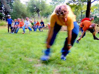 Stilts race on two legs