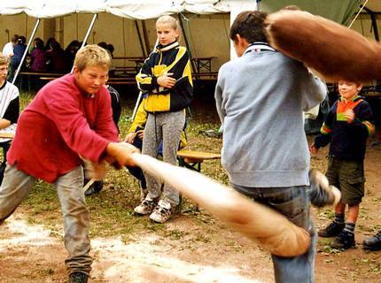 Sack banging with 2 potato sacks are filled with sponges.